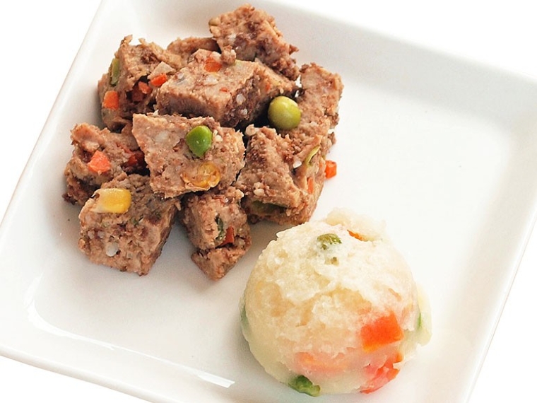 ワンちゃん用ごはん（ミートボールプレート【一例：有料】）