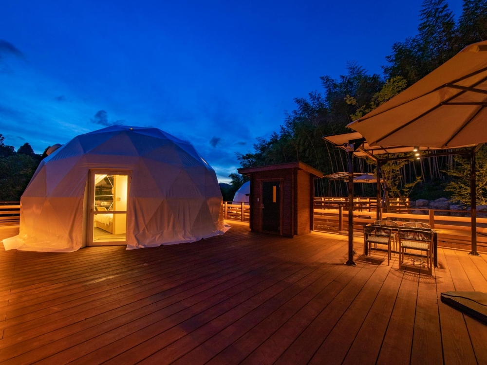 ドーム型テントジュニアスイート［せせらぎ］外観