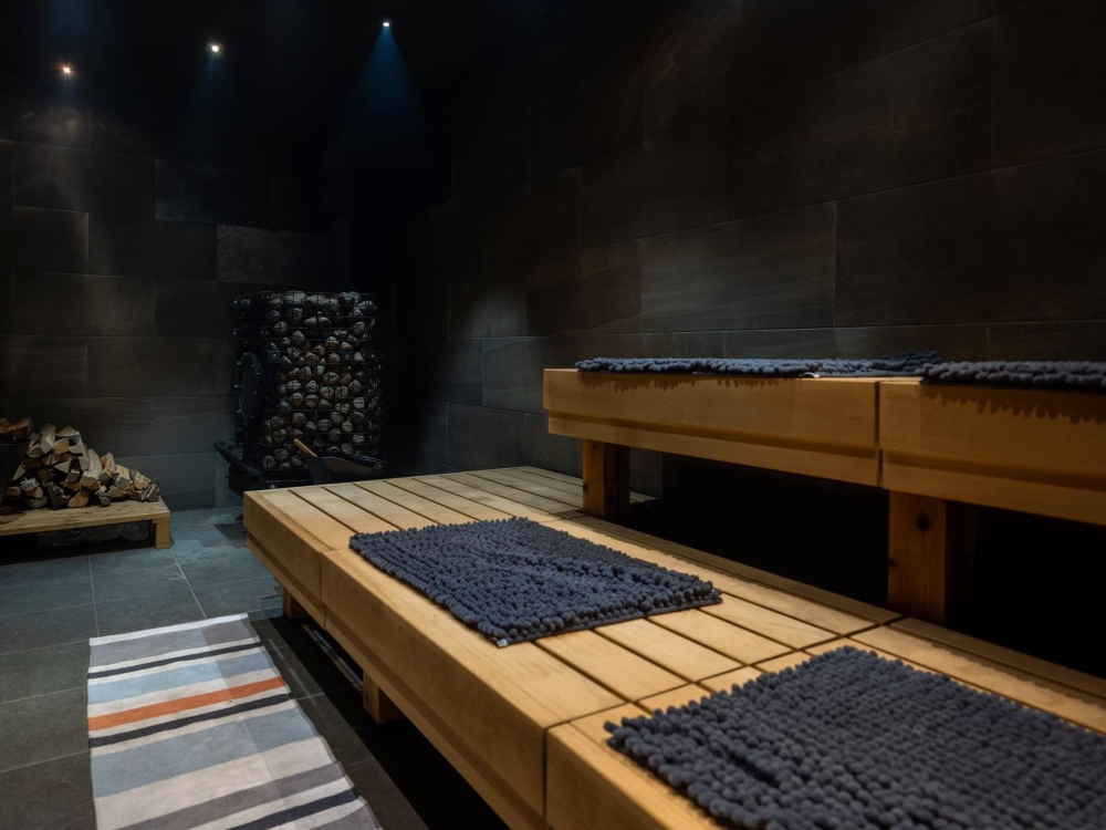 サウナ「動の湯」